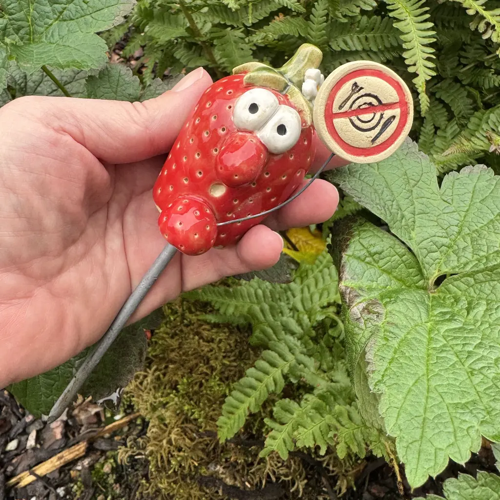 Gemüsestecker Erdbeere 2.webp